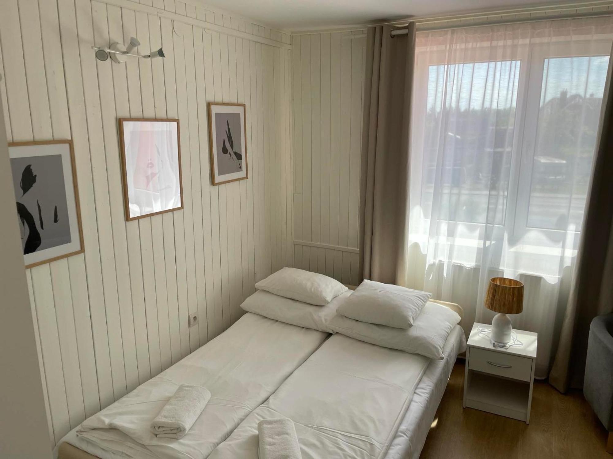 Apartament Mozaikowy Piec Ślesin Zewnętrze zdjęcie