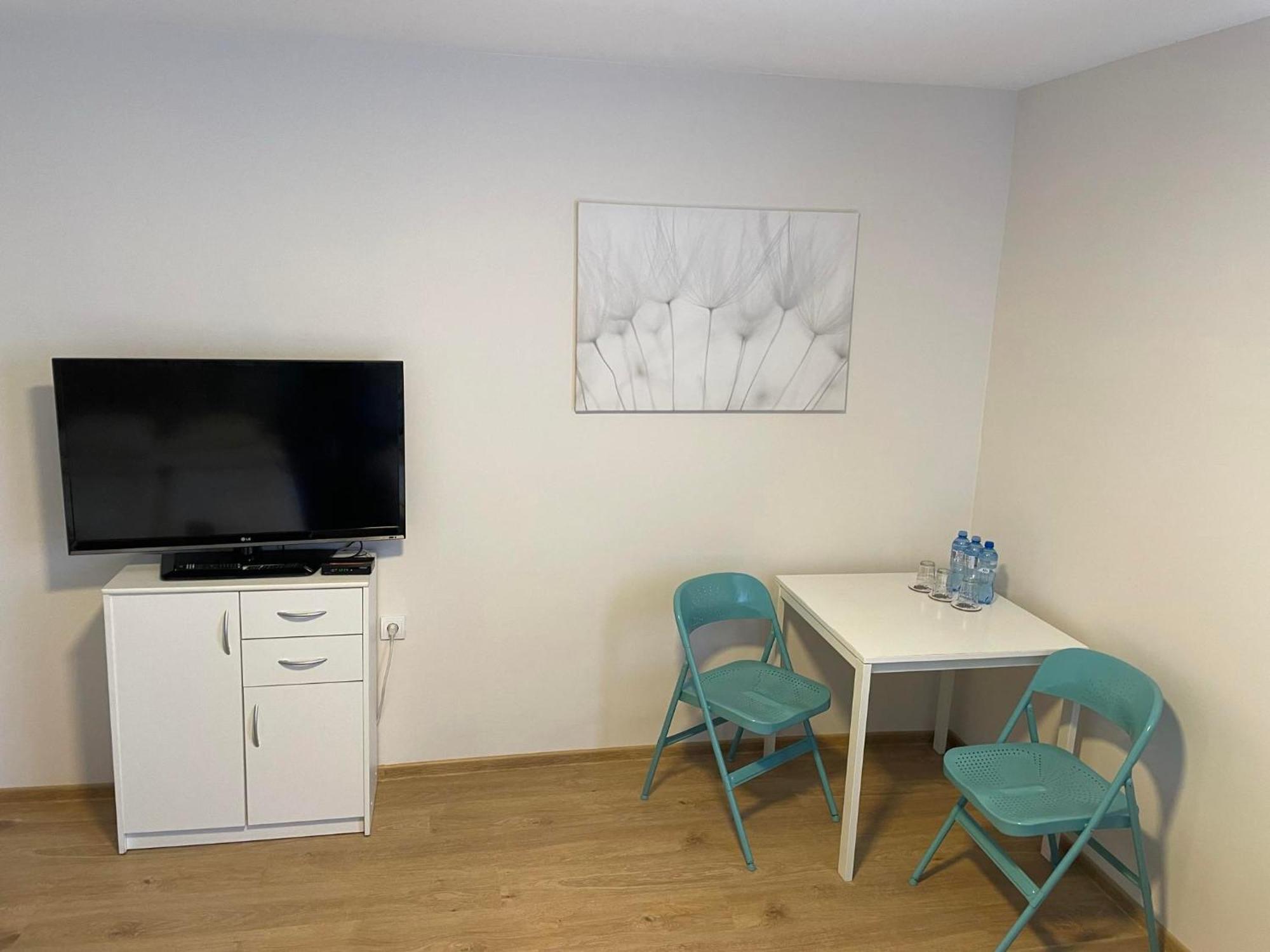 Apartament Mozaikowy Piec Ślesin Zewnętrze zdjęcie