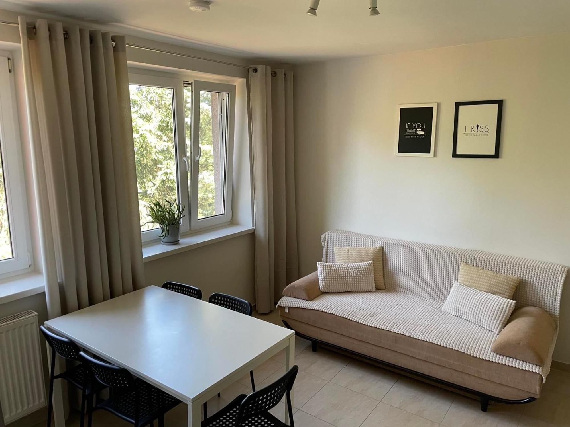 Apartament Mozaikowy Piec Ślesin Zewnętrze zdjęcie